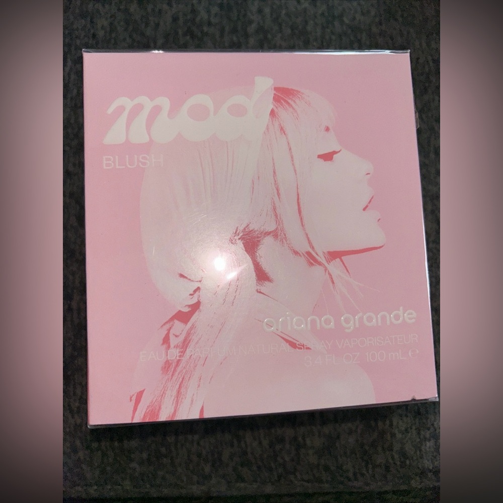Mod Blush by Ariana Grande 3.4 oz Eau De Parfum Spray for Women NiB Sealed - Picture 2 of 4